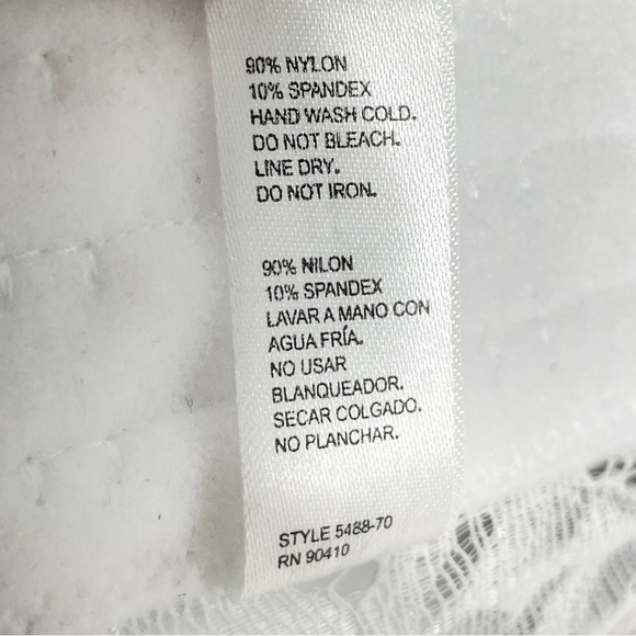 Marilyn Monroe Intimates White All Over Lace Bra - Picture 7 of 7